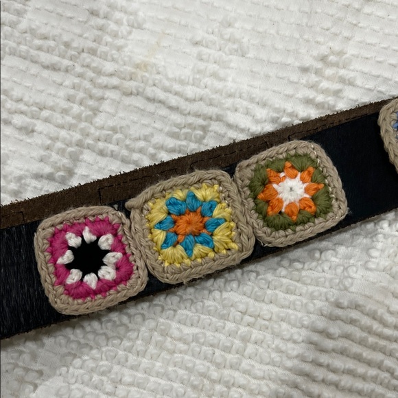 Patricia Nash Multicolor Granny Square Crochet Crossbody/Guitar Strap main image 6